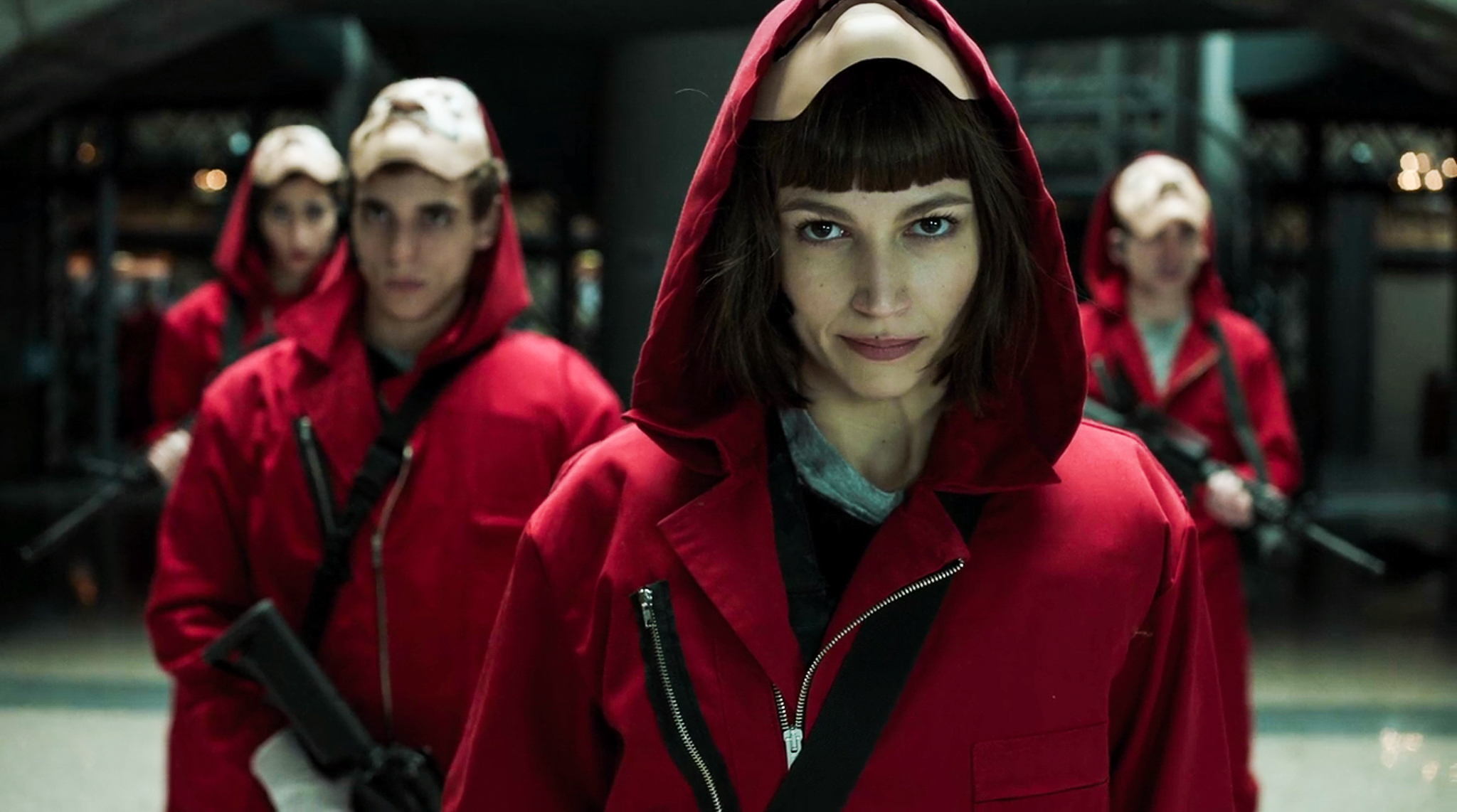 Cincinnati La Casa De Papel رسميًا: تجديد مسلسل 'La Casa De Papel' لموسم ثالث | أُنبوب