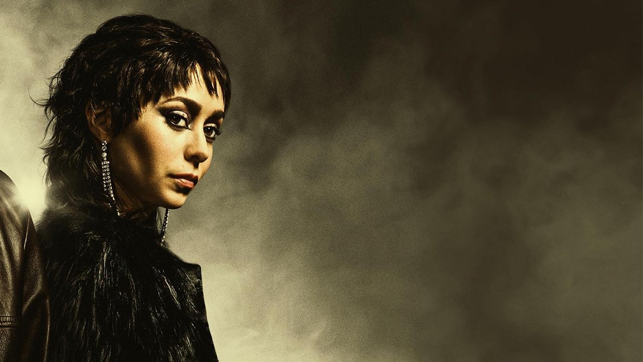 الممثلة - كريستين ميلوتي - في مسلسل البطريق - HBO