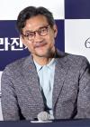 الممثل جونغ جين يونغ